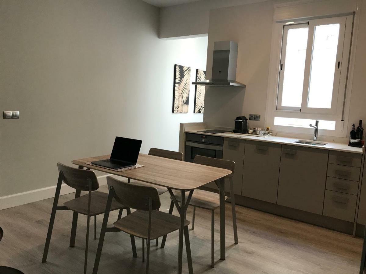 Apartment Velarde Μαδρίτη Εξωτερικό φωτογραφία